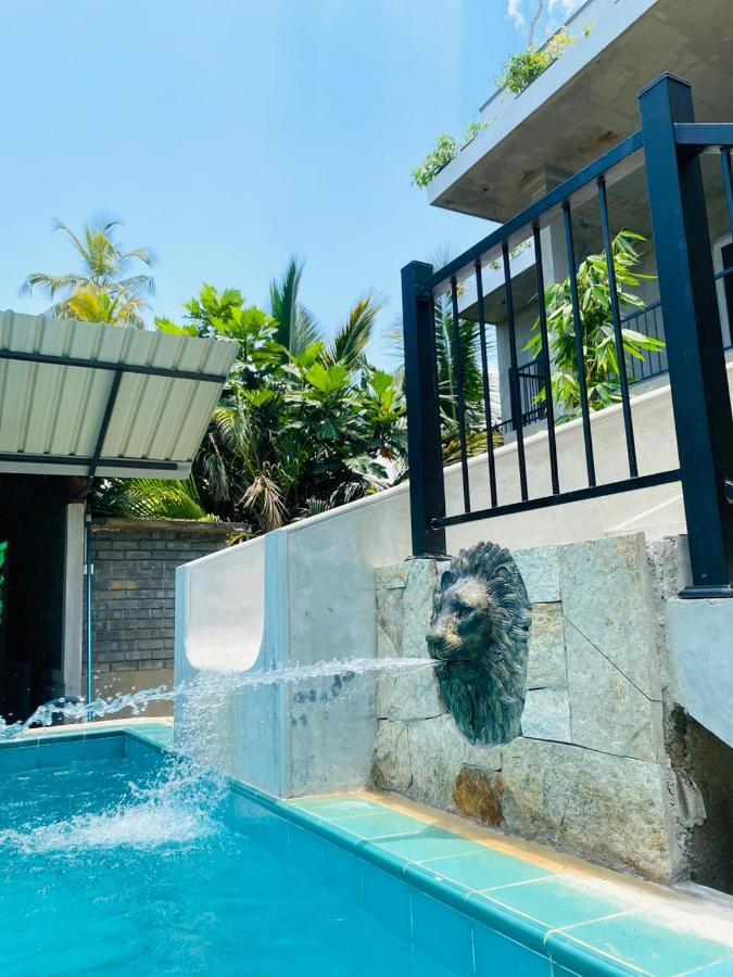 Optimum Residencies Acomodação com café da manhã Negombo Exterior foto