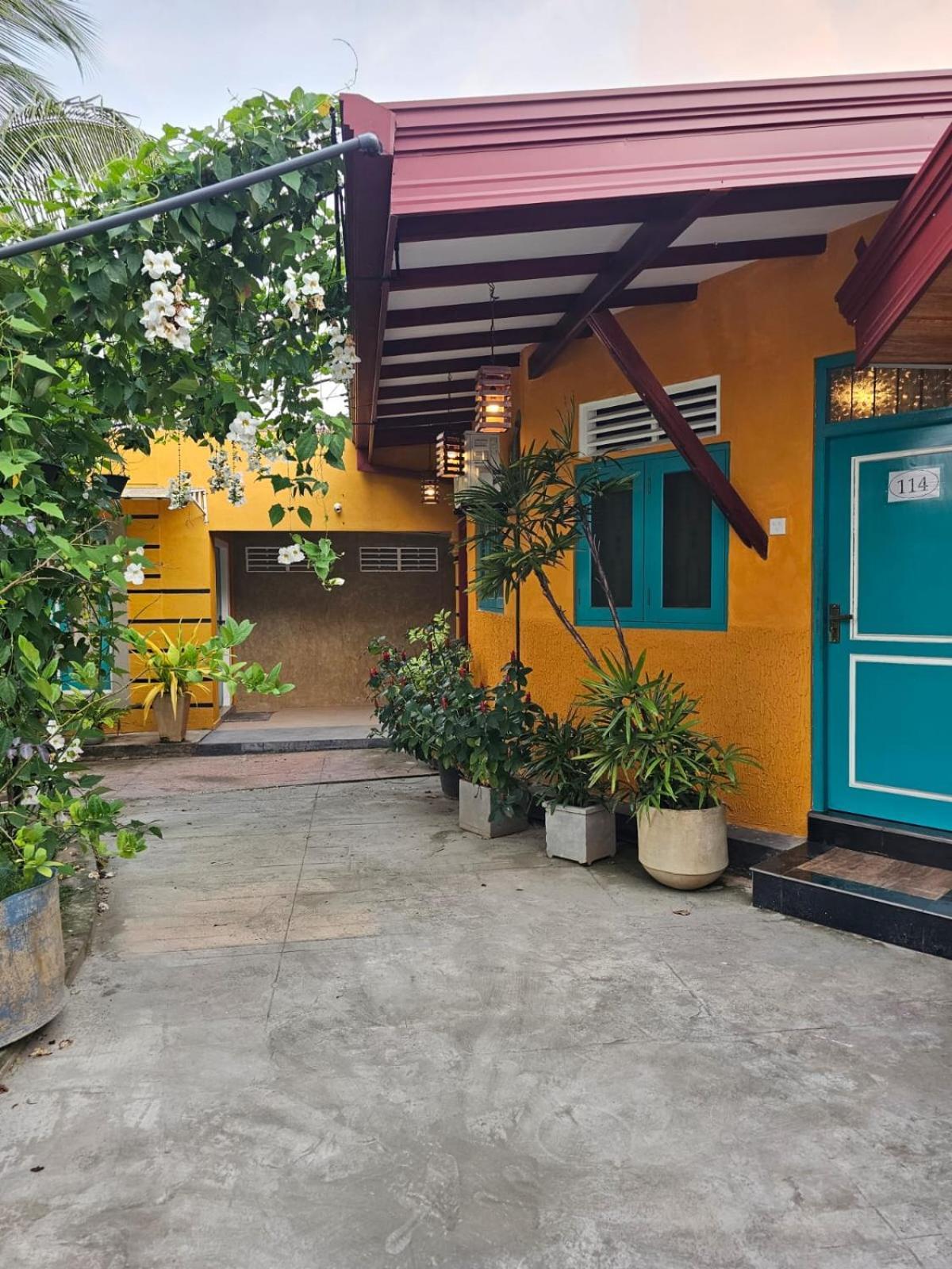 Optimum Residencies Acomodação com café da manhã Negombo Exterior foto